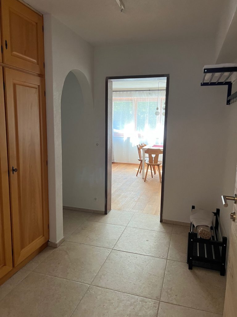 Teilnehmer beim Backkurs auf Kreiers Alp